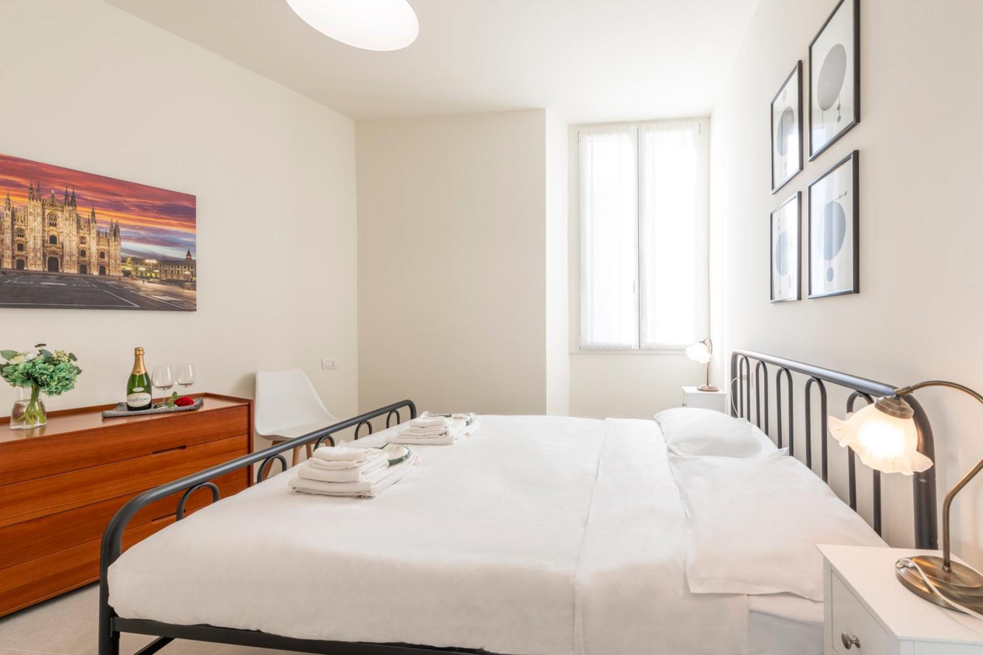 Maloja, 10 - Casa Maloja - Ampio Appartamento Milano Ngoại thất bức ảnh