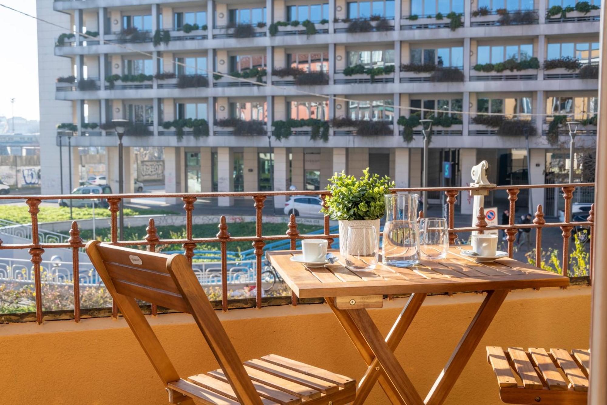 Maloja, 10 - Casa Maloja - Ampio Appartamento Milano Ngoại thất bức ảnh