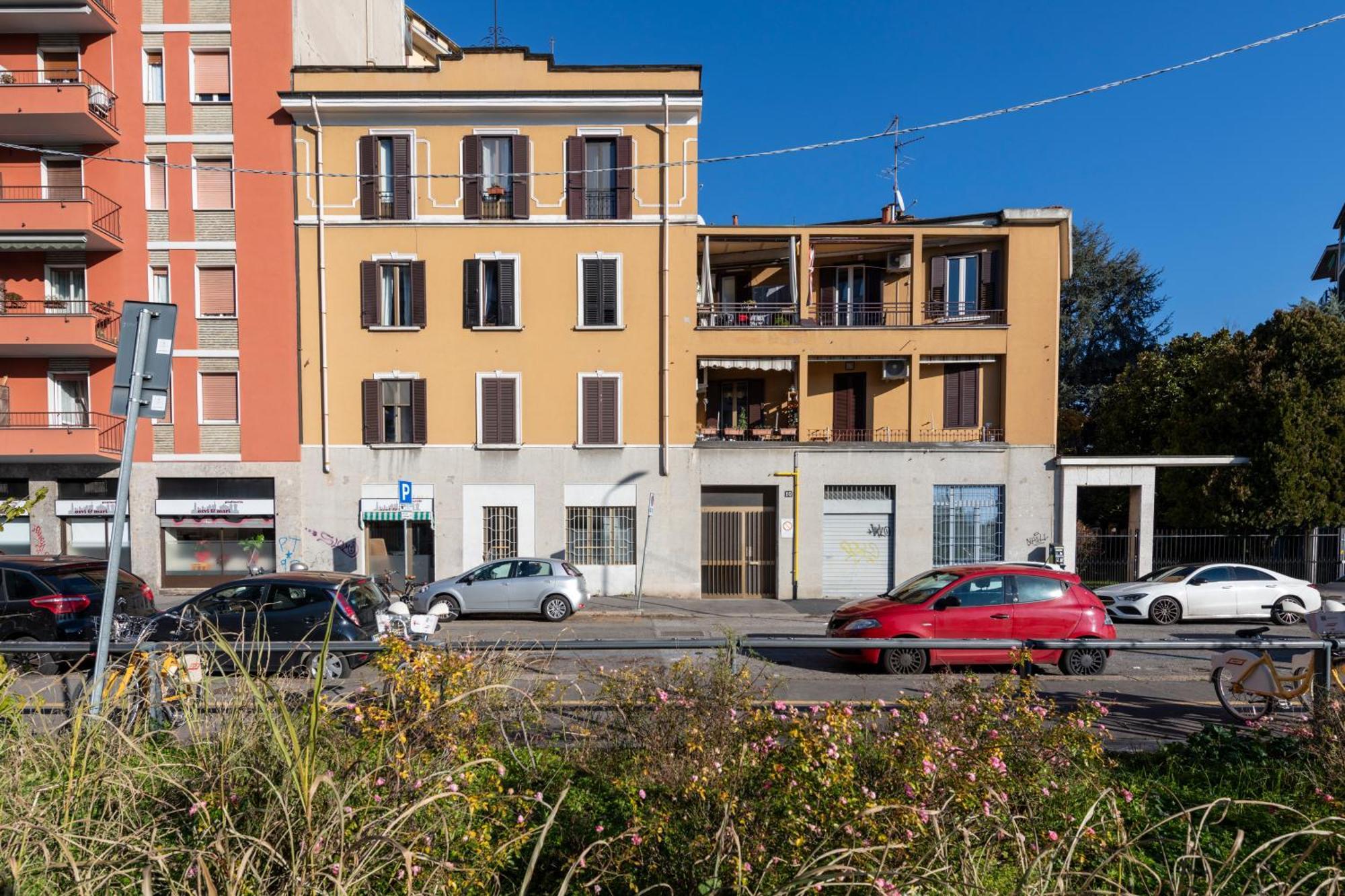 Maloja, 10 - Casa Maloja - Ampio Appartamento Milano Ngoại thất bức ảnh